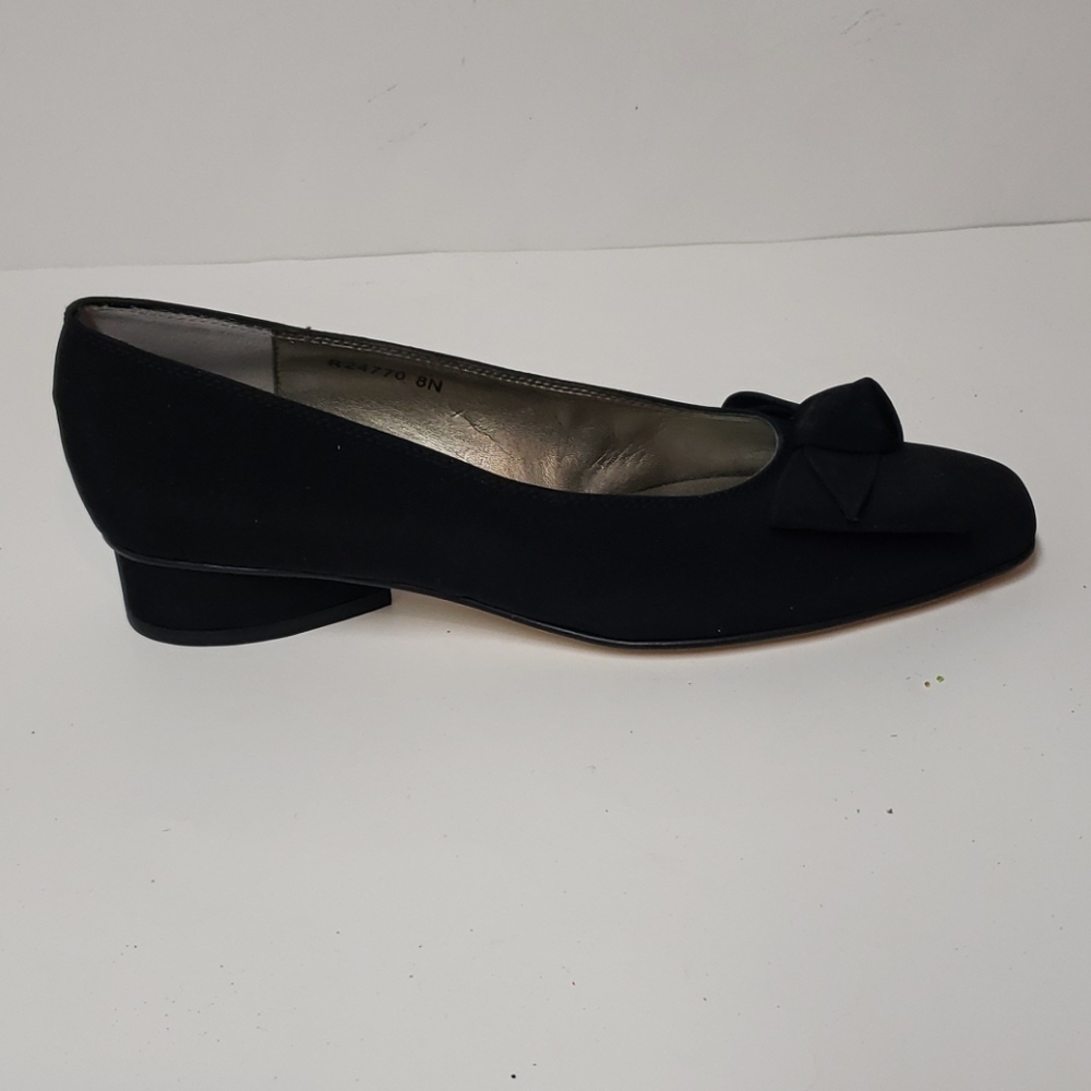 Rose Petals By Walking  Cradles Womens Shoes 8N